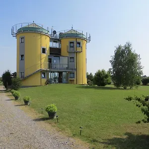 I Silos Konukevi